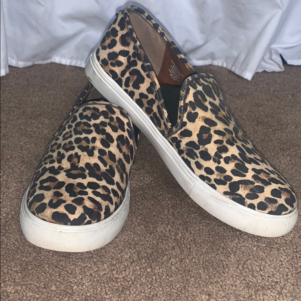 Steve Madden Cheetah Print Slip On
